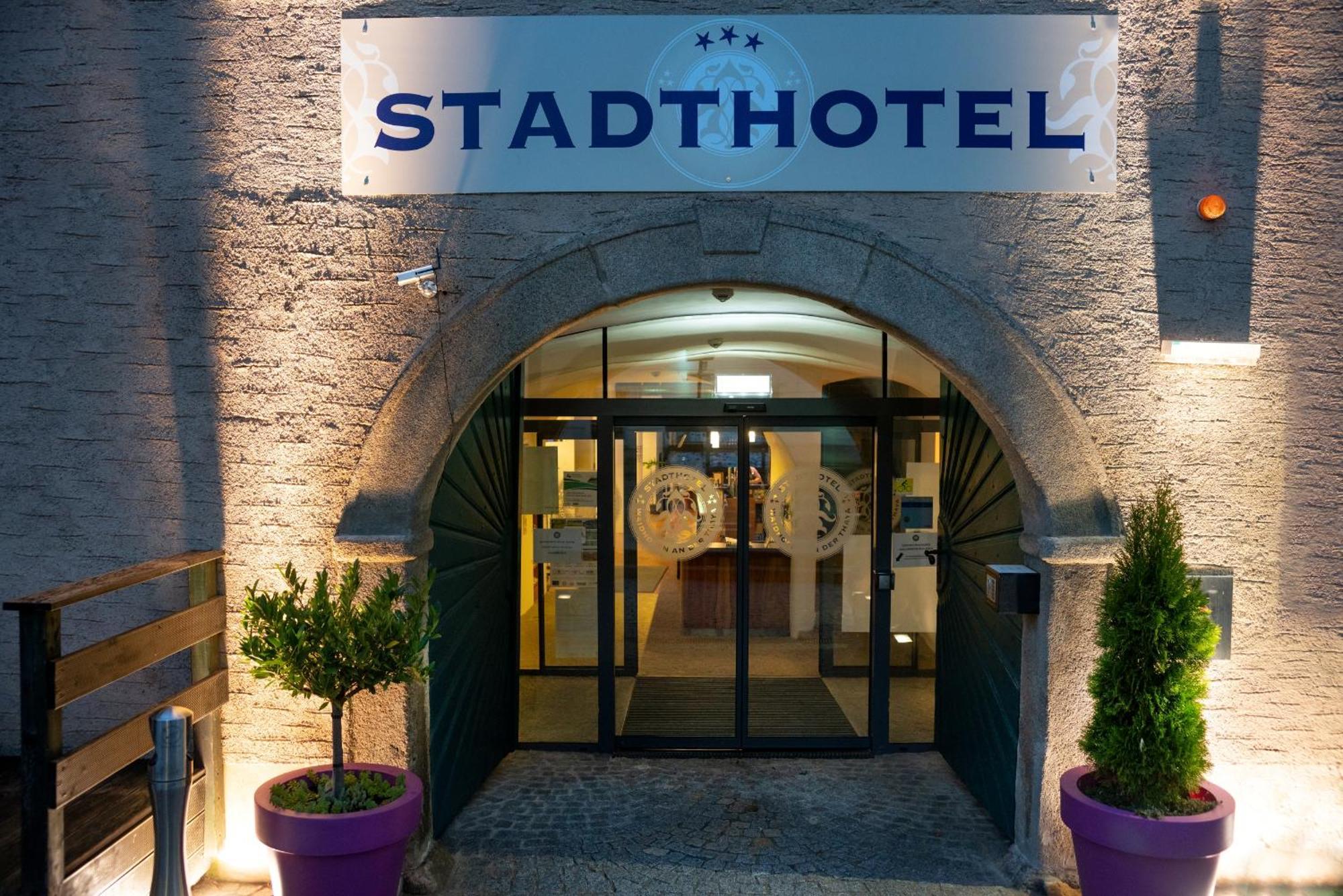 Stadthotel Waidhofen An Der Thaya Exterior photo
