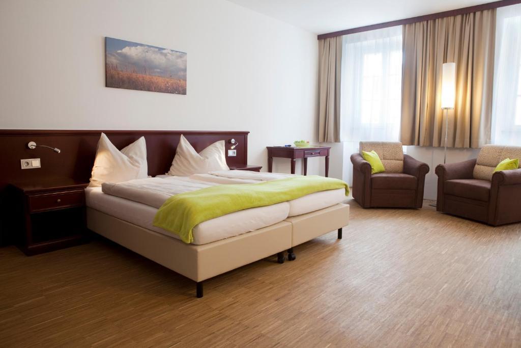 Stadthotel Waidhofen An Der Thaya Room photo